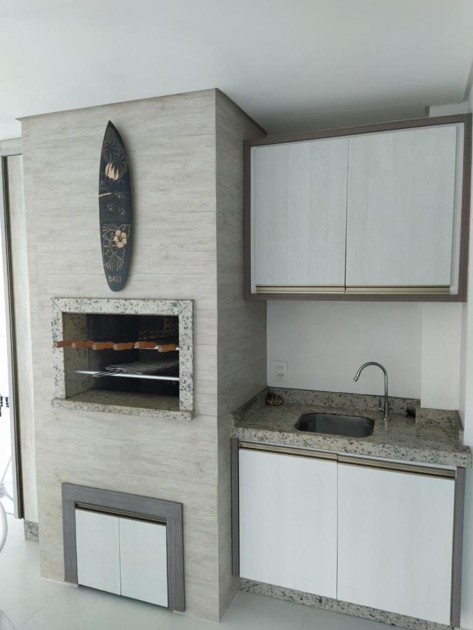 Apartamento De Palmas - à 50 Metros Do Mar *